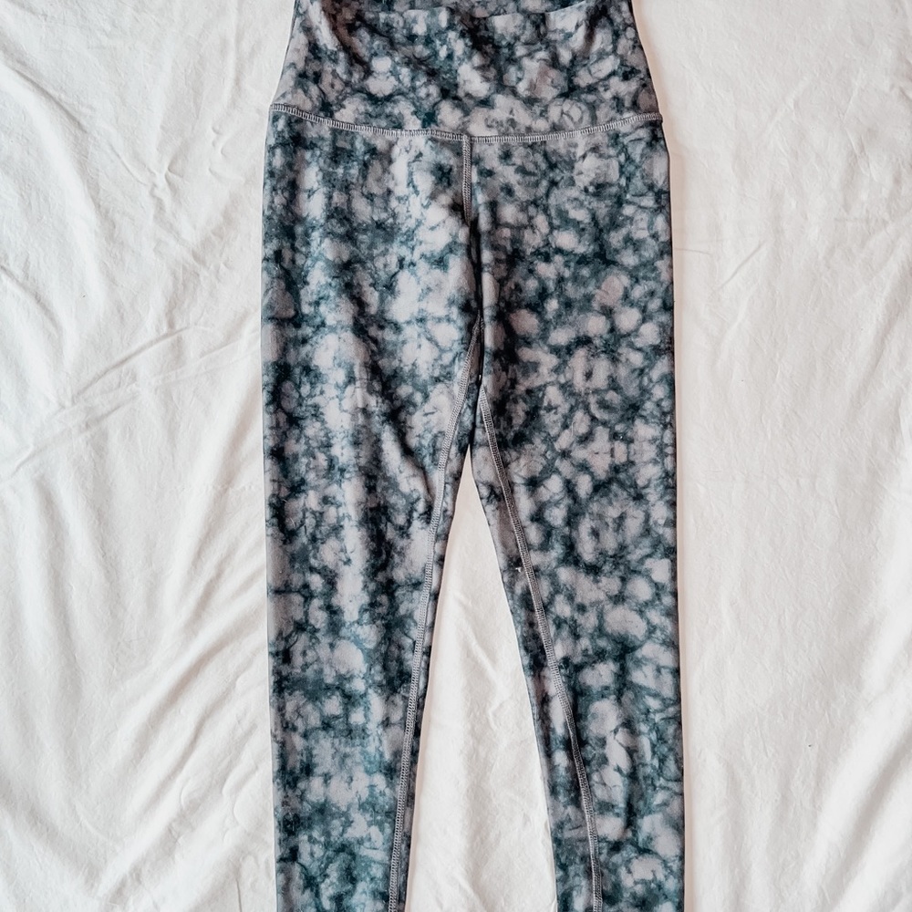 Evolution and Creation Leggings high waisted